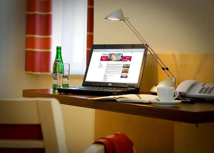 Hotell Exe Park 3*