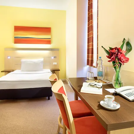 Hotell Exe Park 3*
