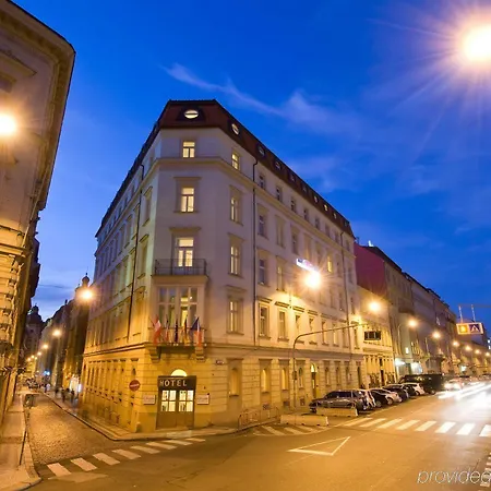 Hotell Exe Park 3*