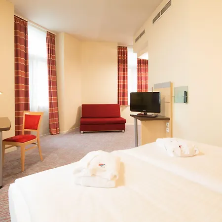 Hotel Exe Park 3*